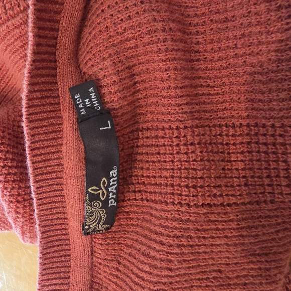 Prana Women's V-Neck Sweater Organic Cotton - Picture 5 of 5